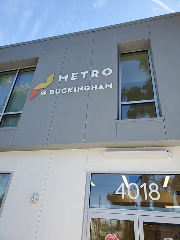 Metro Buckingham — photo 2